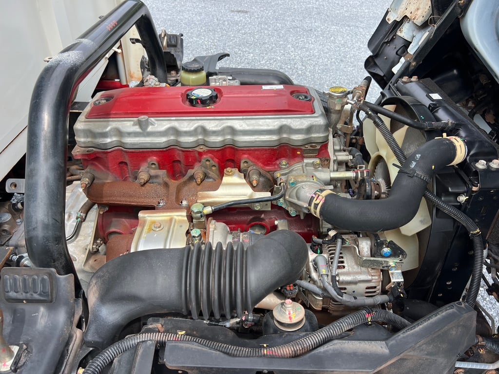 HINO XZU 150 HP ปี 65 ไมล์ 22,840 km.# 6 ล้อ กระบะเหล็กแผงเตี้ย ยาว 4.40 เมตร#LEK856