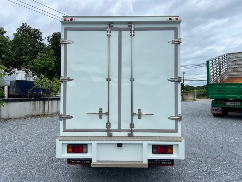 ISUZU NMR130 ปี62 ไมล์น้อย 144,000 #6ล้อห้องเย็น #LEK864 ISUZU NMR130 ปี62 ไมล์น้อย 144,000 #6ล้อห้องเย็น #LEK864