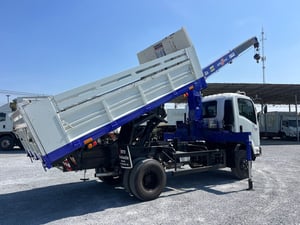 ISUZU FRR 210 HP ปี 67 ไมล์ 21,000 กม. #6ล้อดั้มเครน #LEK1136 ISUZU FRR 210 HP ปี 67 ไมล์ 21,000 กม. #6ล้อดั้มเครน #LEK1136