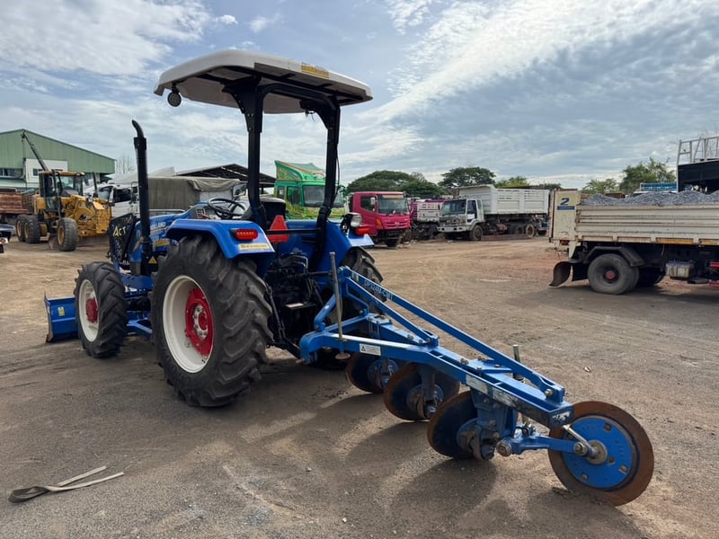 รถแทร็กเตอร์ NEWHOLLAND TT3.50 50แรงม้า ปี 67 ชั่วโมงการทำงานเพียง 671 P.M #LEK N54 รถแทร็กเตอร์ NEWHOLLAND TT3.50 50แรงม้า ปี 67 ชั่วโมงการทำงานเพียง 671 P.M #LEK N54