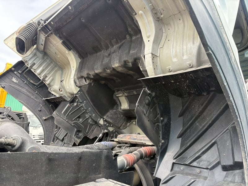 UD เควสเตอร์ 370 ปี59 ไมล์ 638,000km. #หัวลาก UD เควสเตอร์ 370 ปี59 ไมล์ 638,000km. #หัวลาก