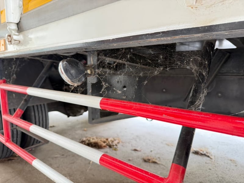 ISUZU FRR210 HP ตู้ 10 บานปี 66 ไมล์ 8000 KM.#ตู้10 บาน ตู้ยาว 6.50 ม.