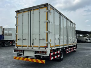  ISUZU FRR 210 HP ปี 2567 ไมล์ 15,570 กม. #6ล้อ ตู้10 บาน #LEK N43