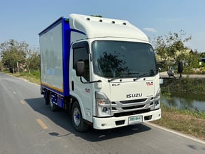  ISUZU NLR 130 HP  ปี 2566 ไมล์ 33,000 km #ตู้แห้ง 2 บาน BBC #N.28