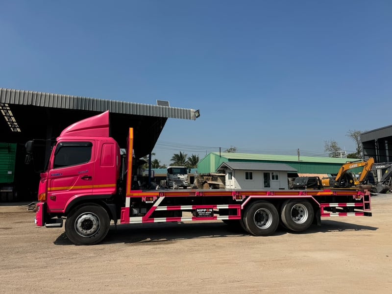 HINO VICTOR FG8J | 240 HP | ปี 2567 ไมล์แท้ 30,534 กม.  #กระบะพื้นเรียบ ยาว 7.80 เมตร #LEK 1140