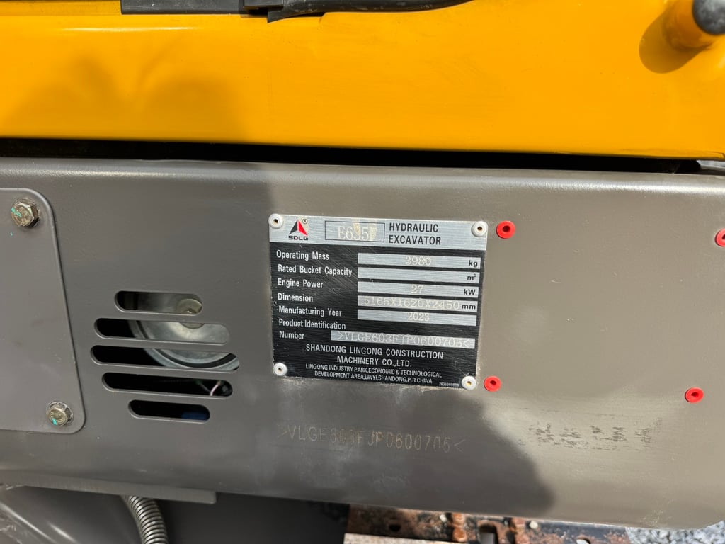 SDLG 635F ปี 66 #แม็คโครเล็ก 3.5 ตัน #LEK1031 SDLG 635F ปี 66 #แม็คโครเล็ก 3.5 ตัน #LEK1031