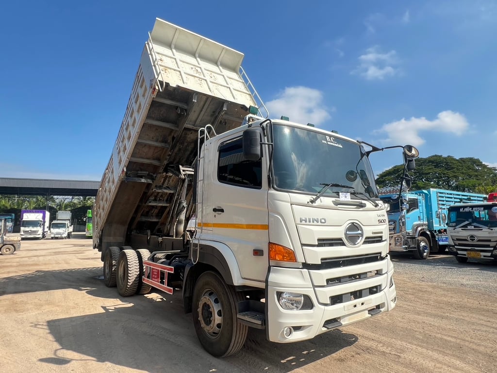 HINO FM1A 344 HP ปี 66 ไมล์ 39,991 km. HINO FM1A 344 HP ปี 66 ไมล์ 39,991 km.