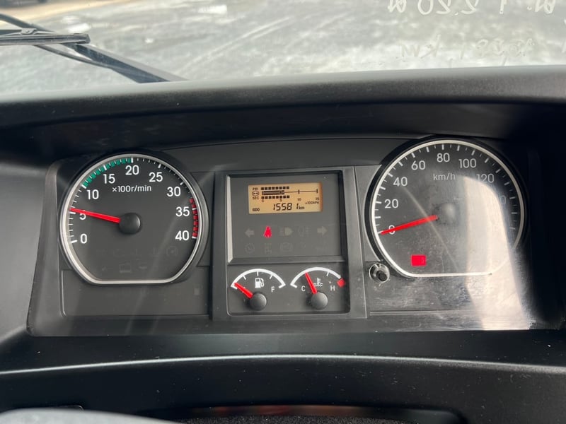  ISUZU FRR 210 HP ปี 2567 ไมล์ 15,570 กม. #6ล้อ ตู้10 บาน #LEK N43