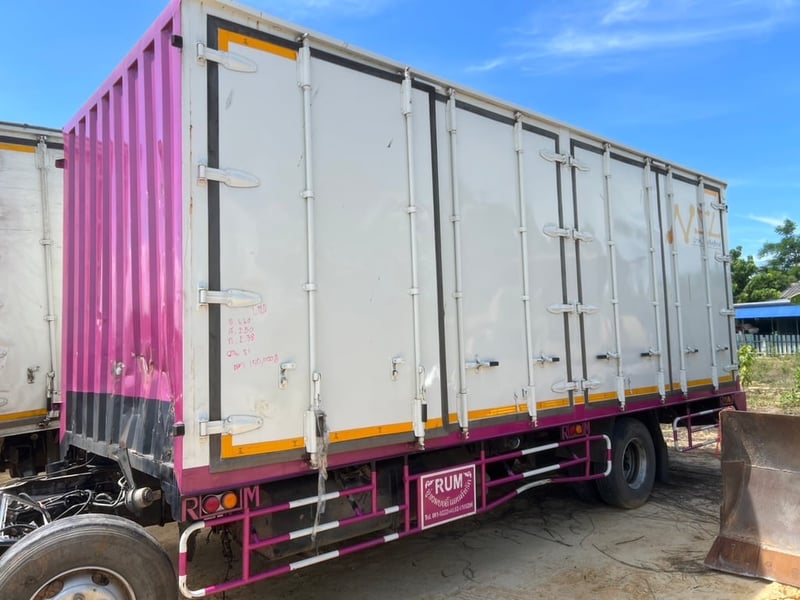 ตู้ 10 บาน ยกลงจาก HINO FC9J ความยาว 6.60 เมตร #LEK-L120