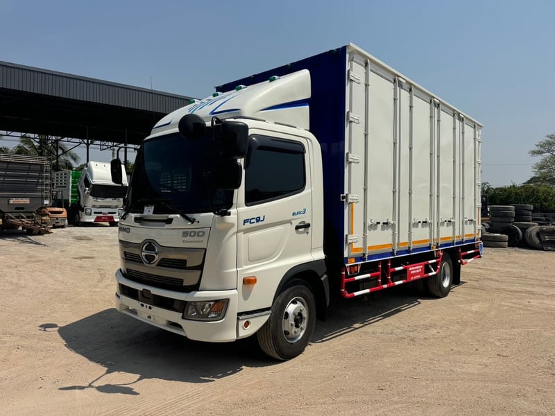 HINO FC9J 175 HP ปี 66 ไมล์ 46,818 KM. #ตู้ 10 บาน #LEK1175 HINO FC9J 175 HP ปี 66 ไมล์ 46,818 KM. #ตู้ 10 บาน #LEK1175