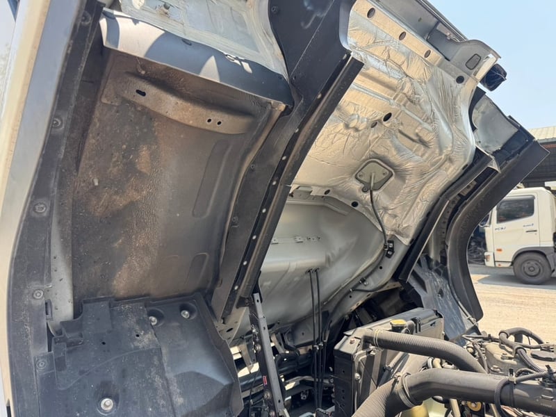  ISUZU FRR 210 HP ปี 2567 ไมล์ 15,570 กม. #6ล้อ ตู้10 บาน #LEK N43