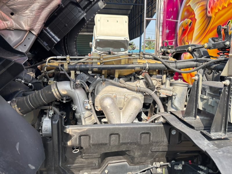 ISUZU FYH 12ล้อแท้ ปี 66 ไมล์ 238,000 km. 