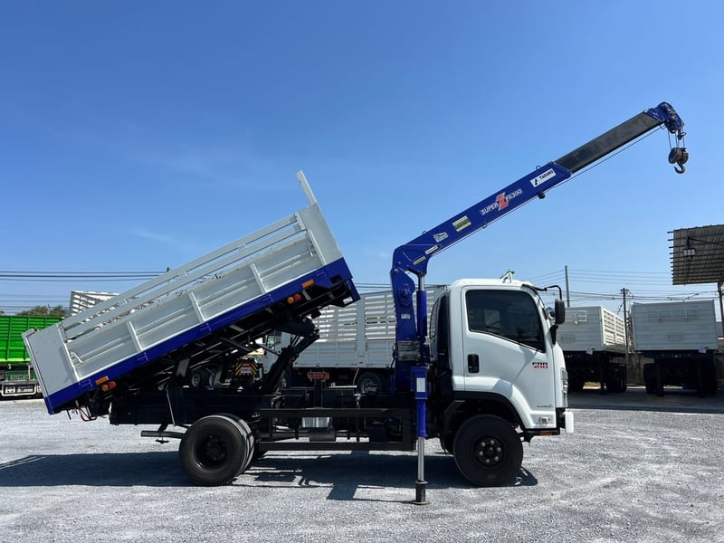 ISUZU FRR 210 HP ปี 67 ไมล์ 21,000 กม. #6ล้อดั้มเครน #LEK1136 ISUZU FRR 210 HP ปี 67 ไมล์ 21,000 กม. #6ล้อดั้มเครน #LEK1136