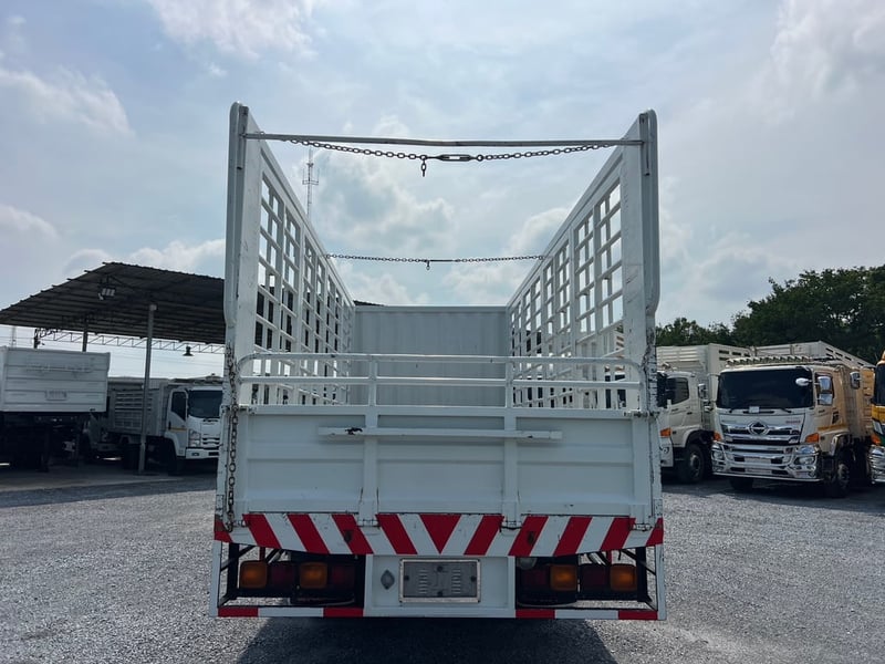 ISUZU FRR 210 HP ปี66 ไมล์ 27,000 KM. #6ล้อคอกเหล็กแผงสูง เปิดได้รอบด้าน #LEK 1072 