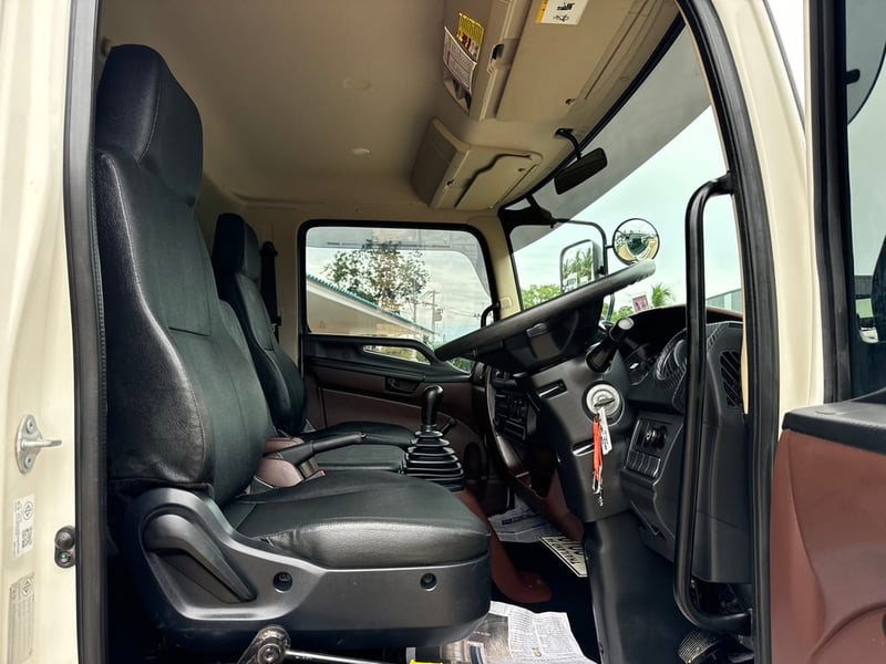 HINO FC9J 210 ปี 67 ไมล์แท้เพียง 19,500 km. #6ล้อ กระบะ สามมิตร SMM 4 รั้ว #LEK 984 HINO FC9J 210 ปี 67 ไมล์แท้เพียง 19,500 km. #6ล้อ กระบะ สามมิตร SMM 4 รั้ว #LEK 984