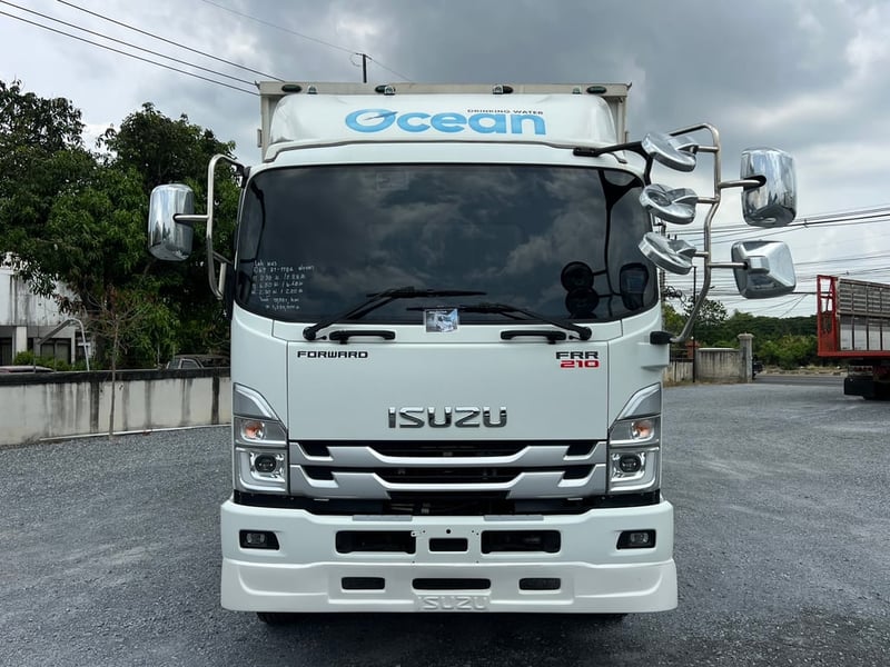  ISUZU FRR 210 HP ปี 2567 ไมล์ 15,570 กม. #6ล้อ ตู้10 บาน #LEK N43