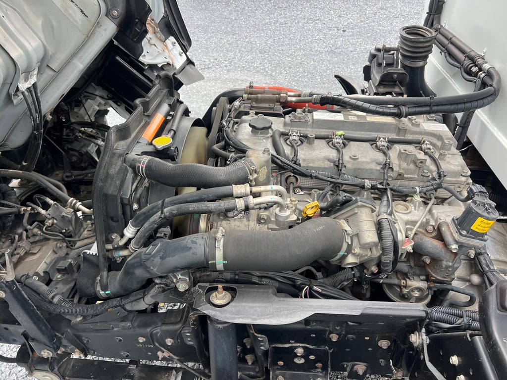 ISUZU NMR130 ปี62 ไมล์น้อย 144,000 #6ล้อห้องเย็น #LEK864 ISUZU NMR130 ปี62 ไมล์น้อย 144,000 #6ล้อห้องเย็น #LEK864