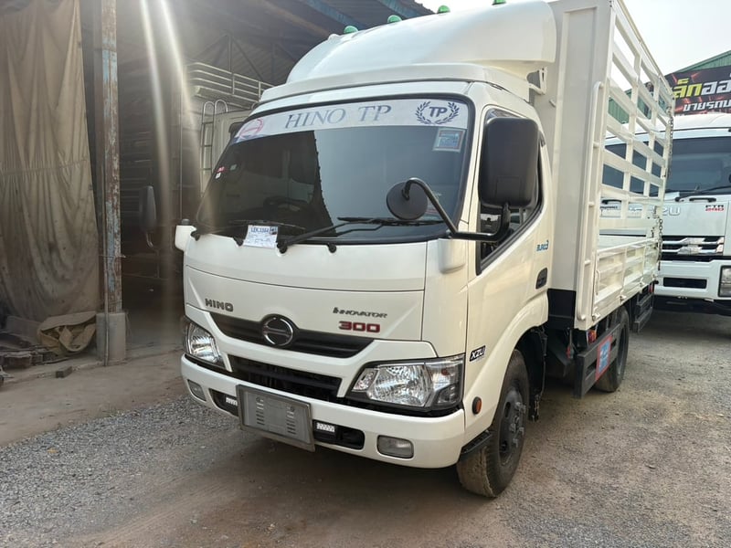 HINO XZU 150 HP ปี 67  ไมล์ 177,000km. # 6 ล้อเล็ก กระบะคอก ยาง 3.50 ม. #LEK 1164 