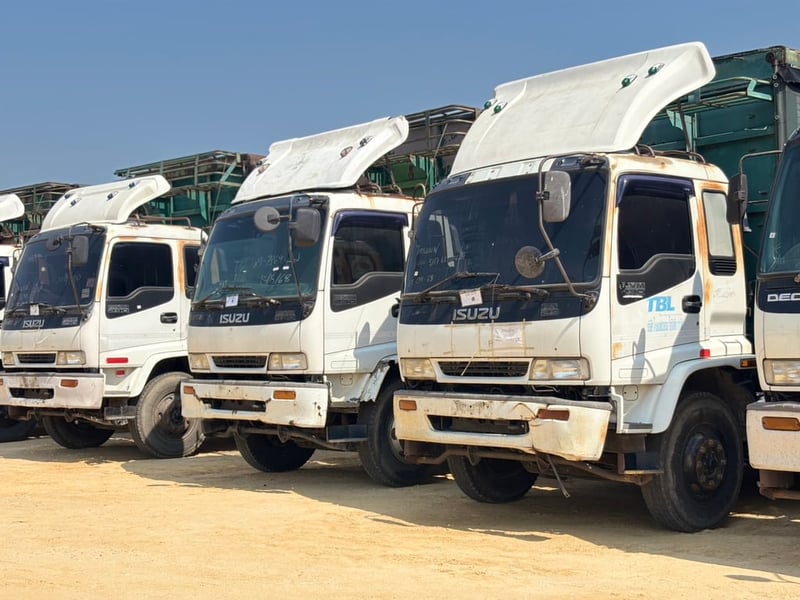 ISUZU FVM 230HP ปี46 #รถตู้ผ้าใบ ยาว6.30 