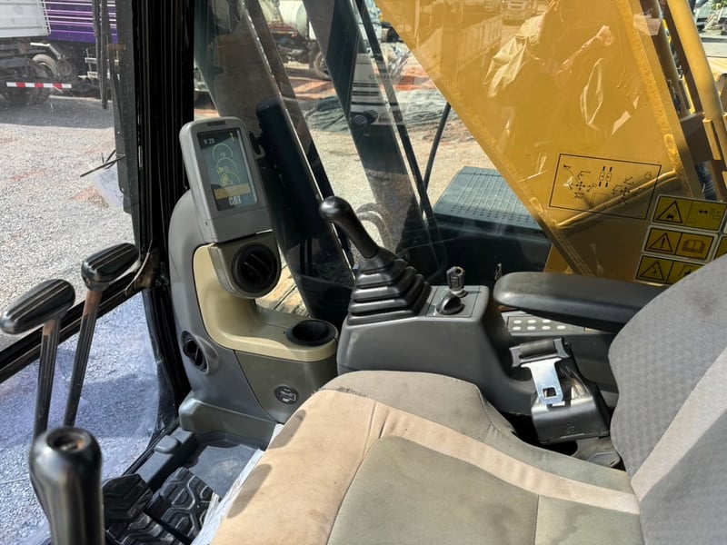 CAT 320D cat made in japan ปี 2563 #รถแม็คโคร #LEK 694 CAT 320D cat made in japan ปี 2563 #รถแม็คโคร #LEK 694