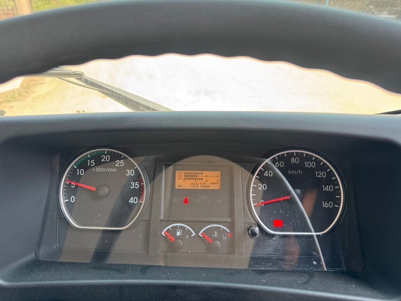  ISUZU FRR 210 HP ปี 2567 ไมล์ 15,570 กม. #6ล้อ ตู้10 บาน #LEK N43