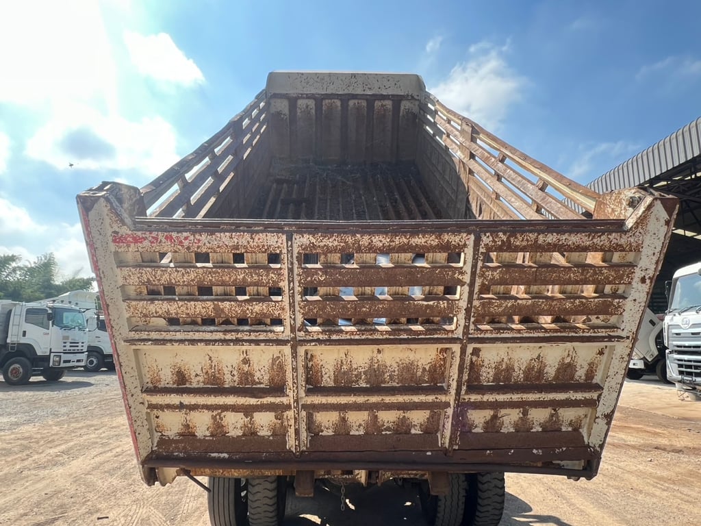 HINO FM1A 344 HP ปี 66 ไมล์ 39,991 km. HINO FM1A 344 HP ปี 66 ไมล์ 39,991 km.