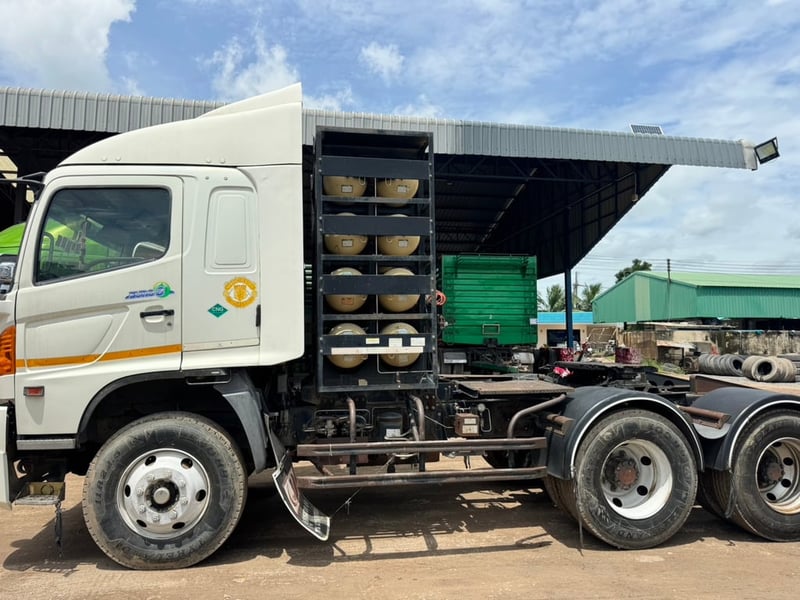 ็HINO FM2P CNG 360 HP ปี54 ไมล์ 506,000 km. #หัวลาก ็HINO FM2P CNG 360 HP ปี54 ไมล์ 506,000 km. #หัวลาก