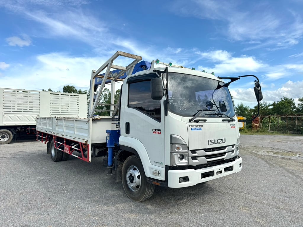 ISUZU FRR 210HP ปี65 ไมล์ 144,000 km. #6ล้อเครนกระบะเหล็ก #LEK 682