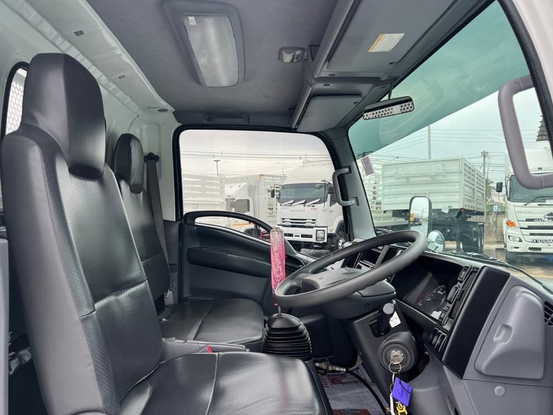 ISUZU  NMR 130แรงม้า ปี65  ไมล์ 65,500 KM. #กระบะดั้มยาว 3.10 ม.  #LEK1134