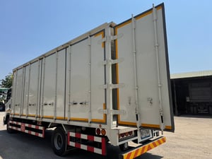  ISUZU FRR 210 HP ปี 2567 ไมล์ 15,570 กม. #6ล้อ ตู้10 บาน #LEK N43