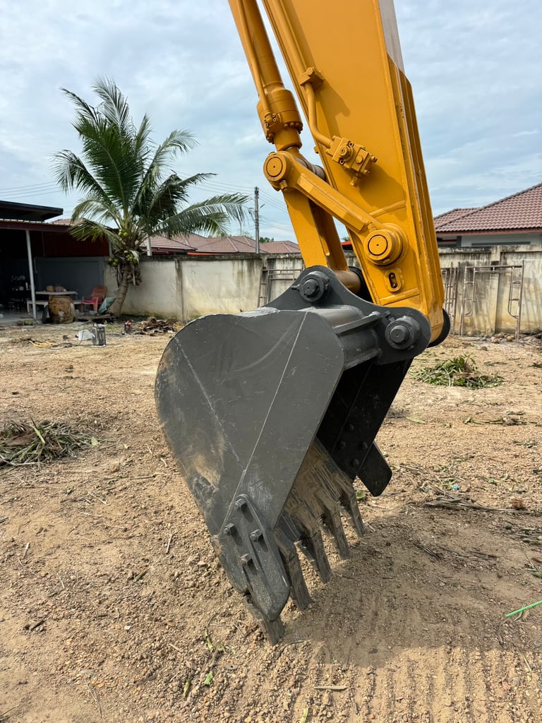 SDLG E6135F ขนาด 12.5 ตัน ชั่วโมงน้อย 1,712 pm. #แม็คโคร #Lek1062 SDLG E6135F ขนาด 12.5 ตัน ชั่วโมงน้อย 1,712 pm. #แม็คโคร #Lek1062