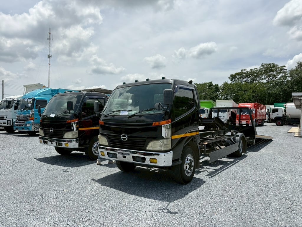 HINO XZU 136hp ปี 55 ไมล์แท้ 389,000 กม. , 440,000 กม. #รถสไลด์ #LEK 920 , LEK 1000 HINO XZU 136hp ปี 55 ไมล์แท้ 389,000 กม. , 440,000 กม. #รถสไลด์ #LEK 920 , LEK 1000
