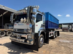  ISUZU FVZ 300HP ฮุคลิฟท์ 2 เพลา ปี 2565 ไมล์เพียง 104,000 กม. # LEK1276