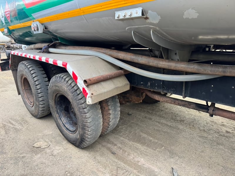 FUSO 195 HP ปี 2544 #รถน้ำ 10 ล้อ 