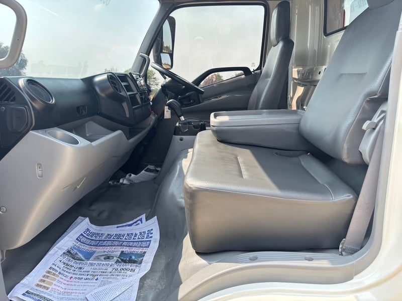 HINO XZU 150 HP ปี 68  ไมล์ 36,045 km. #6ล้อ รถสไลด์ #Lek1162