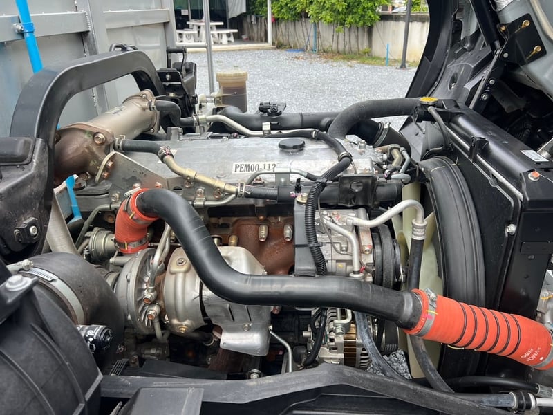 ISUZU FRR 210HP ปี 66 ไมล์แท้ 9,400 km.  #รถหมู 2 ชั้น สแตนเลส  #LEK876 