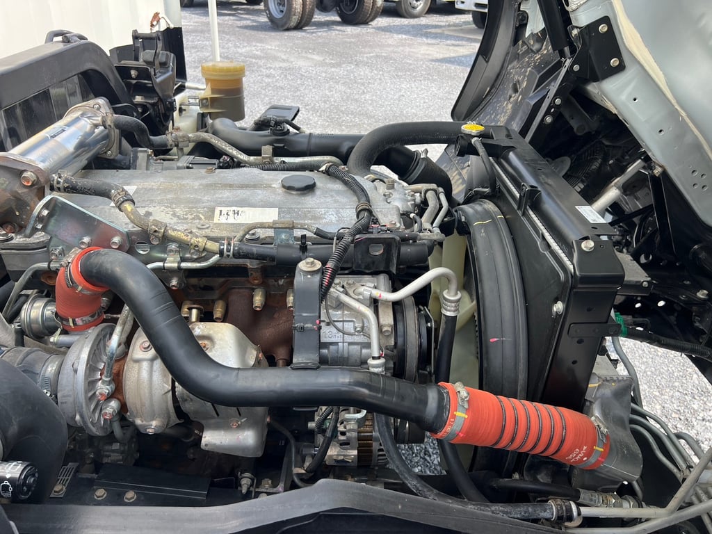 ISUZU FRR 210 HP ปี66 ไมล์ 27,000 KM. #6ล้อคอกเหล็กแผงสูง เปิดได้รอบด้าน #LEK 1072 ISUZU FRR 210 HP ปี66 ไมล์ 27,000 KM. #6ล้อคอกเหล็กแผงสูง เปิดได้รอบด้าน #LEK 1072