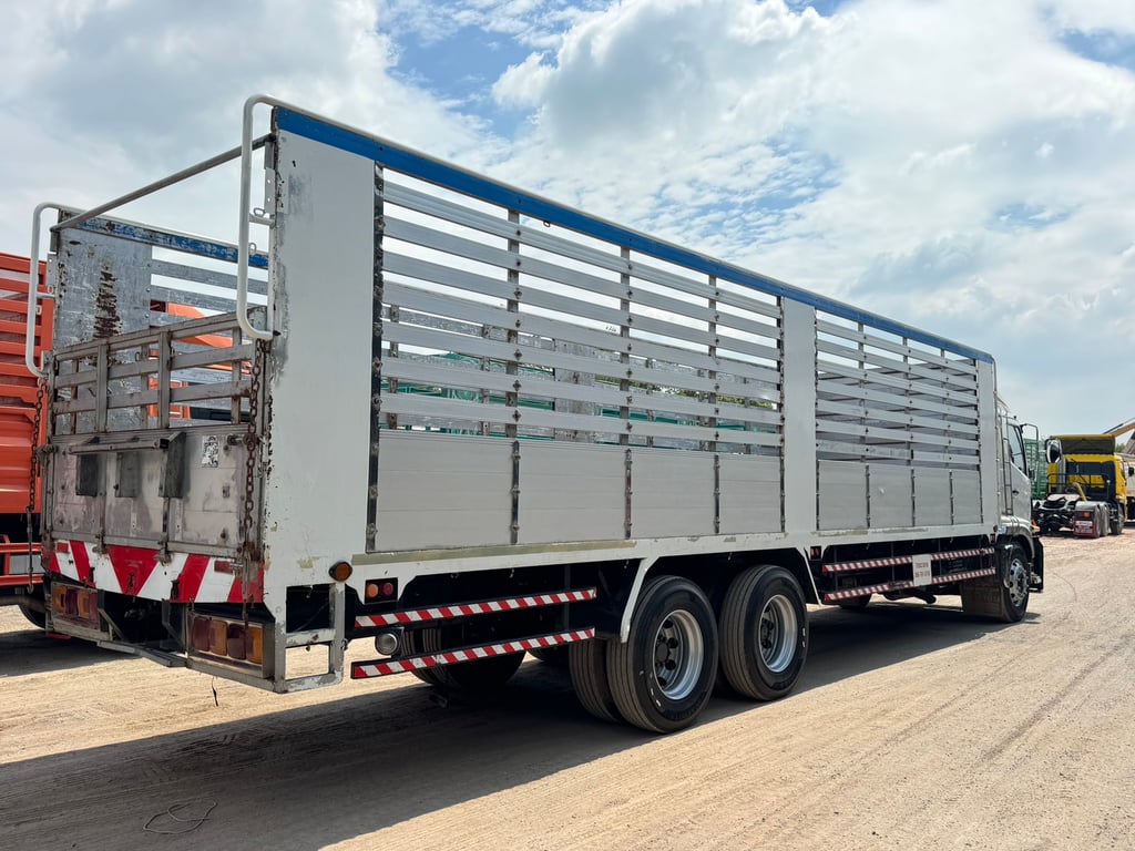 HINO FL8J 260 ปี 62 #กระบะอลูมิเนียมพลาเดียว HINO FL8J 260 ปี 62 #กระบะอลูมิเนียมพลาเดียว