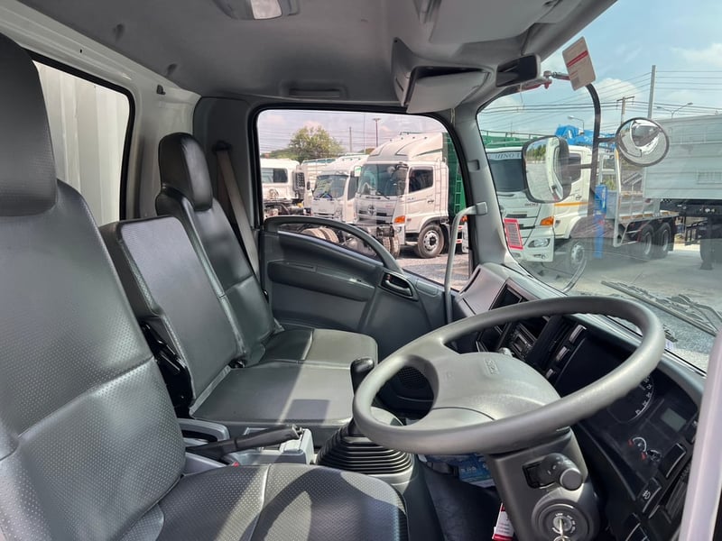 ISUZU FRR 210 HP ปี66 ไมล์ 27,000 KM. #6ล้อคอกเหล็กแผงสูง เปิดได้รอบด้าน #LEK 1072 