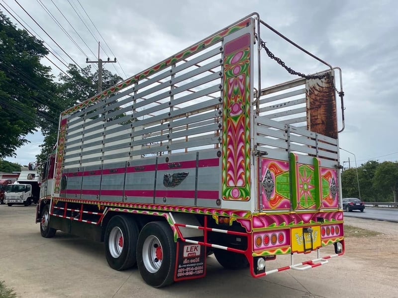 กระบะล่อง อะลูมิเนียม คาน 86 ยกลงจากhino #L24