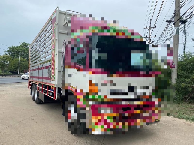 กระบะล่อง อะลูมิเนียม คาน 86 ยกลงจากhino #L24