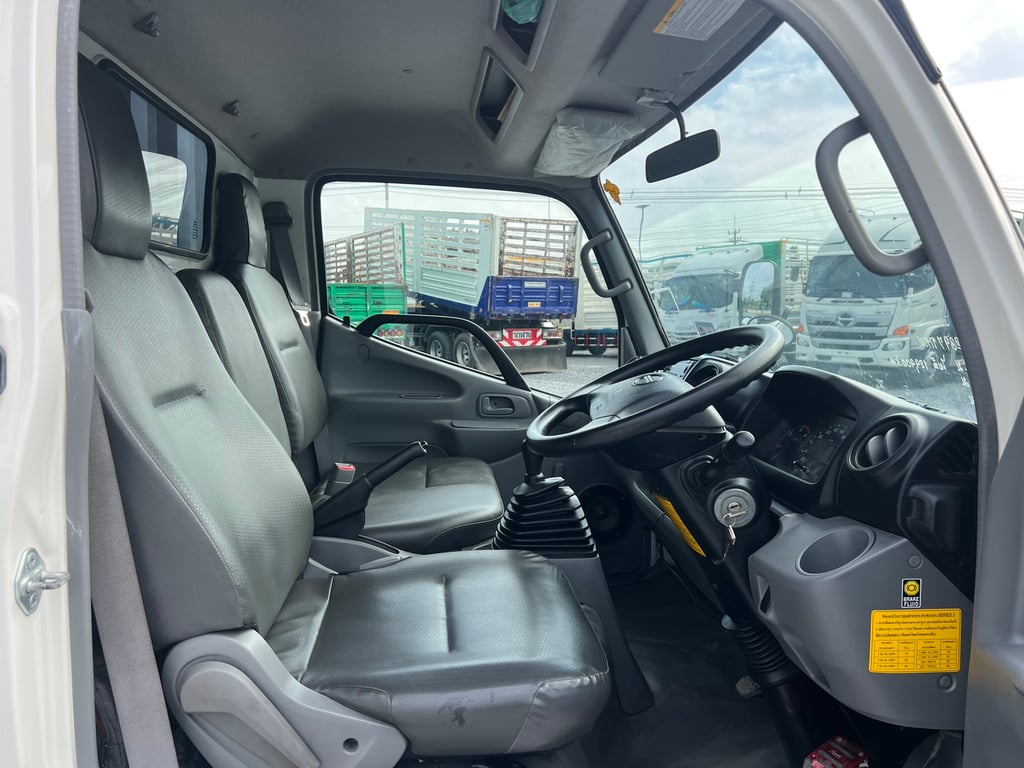 HINO XZU ตู้ทึบ ปี 64 ไมล์เพียง 120,000 กม. #4ล้อตู้ #LEK947 HINO XZU ตู้ทึบ ปี 64 ไมล์เพียง 120,000 กม. #4ล้อตู้ #LEK947