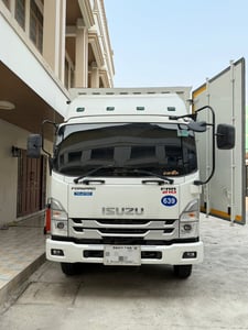 ISUZU FRR210 HP ตู้ 10 บานปี 66 ไมล์ 8000 KM.#ตู้10 บาน ตู้ยาว 6.50 ม.