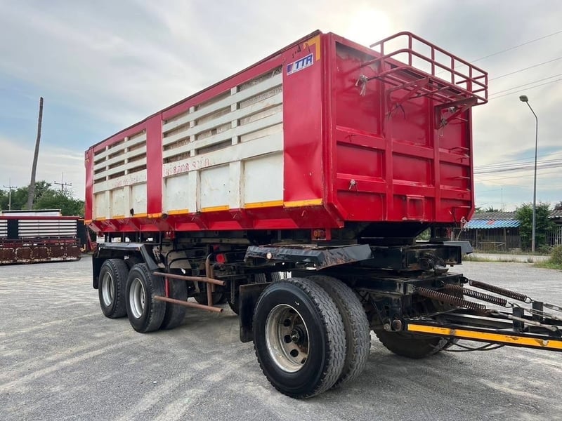 ลูกพ่วงดั้ม 3 คาน