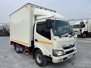 HINO XZU 300 ATOM 136 HP ปี 66 ไมล์ 161,000 กม. #4ล้อตู้บรรทุก #Lek1181 HINO XZU 300 ATOM 136 HP ปี 66 ไมล์ 161,000 กม. #4ล้อตู้บรรทุก #Lek1181