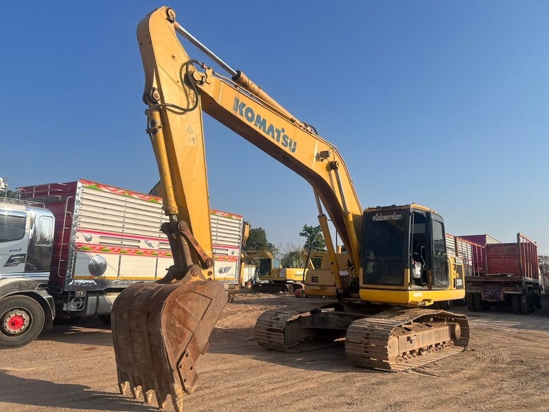 KOMATSU PC200-8 รถแม็คโคร ชั่วโมงการทำงาน 13,440 ชม. # LEK893