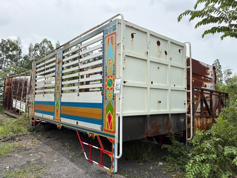 กระบะอะลูมิเนียม ยกลงจากhino #L23