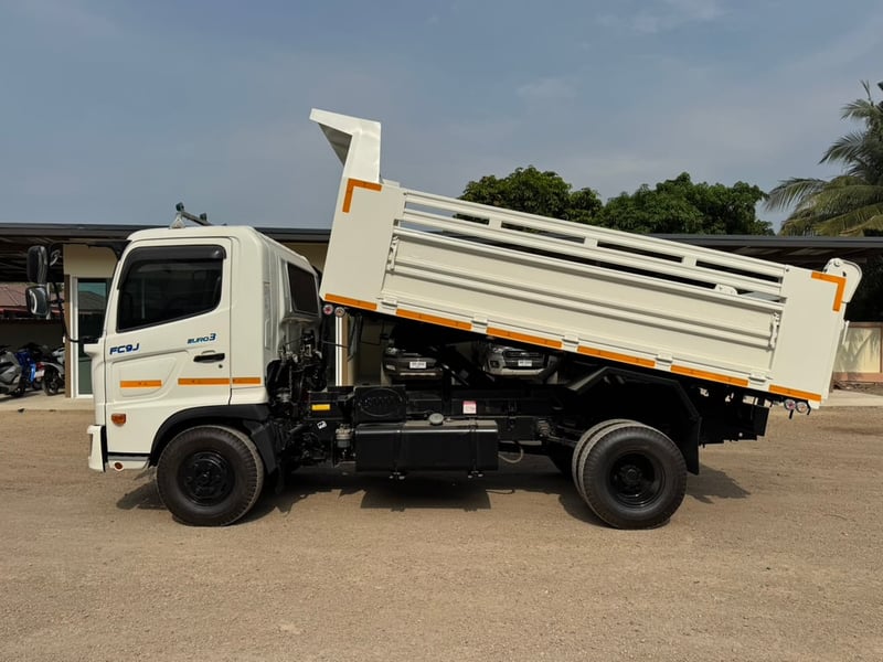 HINO FC9J 210 แรง ปี 65  ไมล์ 41,500 KM. #6ล้อดั้มเหล็กสามมิตร (SMM) รั้ว 2 ไม้ #LEK1176 