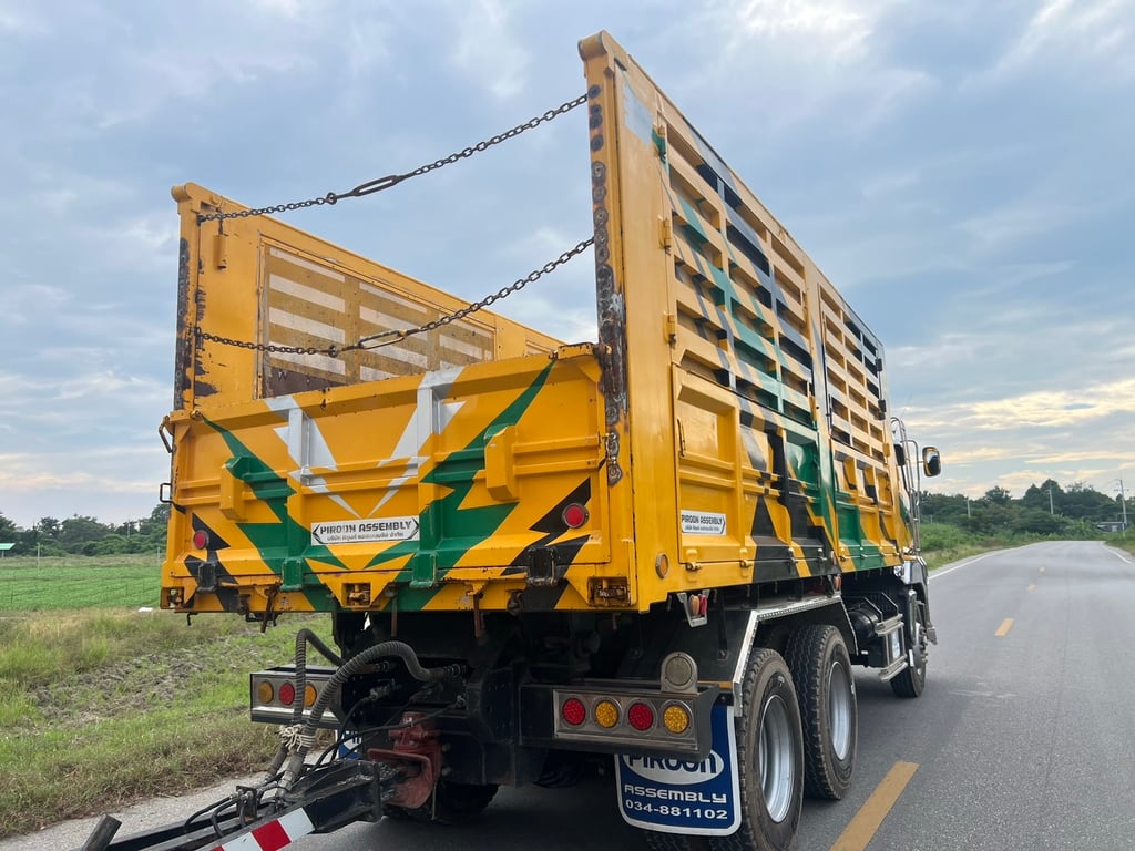 HINO FM1A 344HP ปี 66 ไมล์ 284,400 km. #10ล้อพ่วงเกษตร #LEK939-940 HINO FM1A 344HP ปี 66 ไมล์ 284,400 km. #10ล้อพ่วงเกษตร #LEK939-940