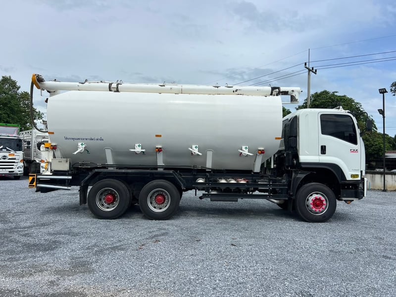 ISUZU FXZ 360 ปี 66 รถไซโลอาหารสัตว์ 4ช่อง#LEK805